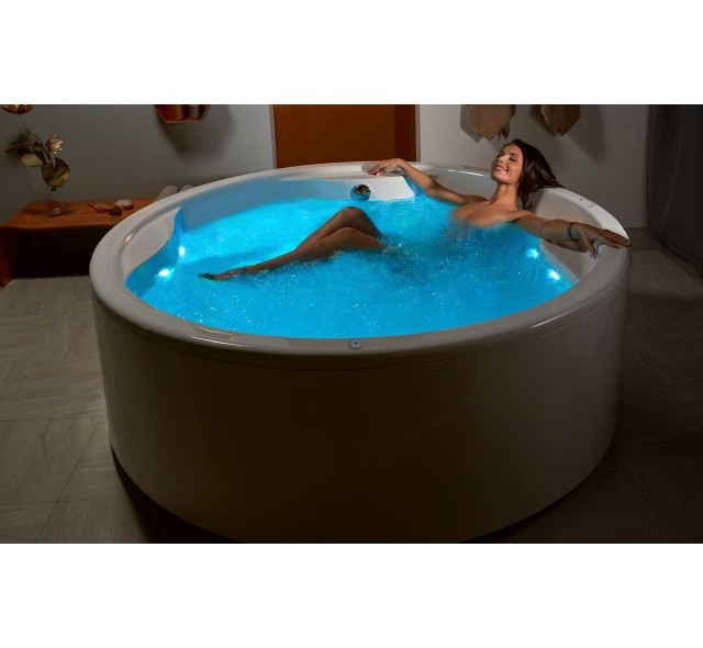BỒN TẮM MASSAGE NHẬP KHẨU TẠI VINH